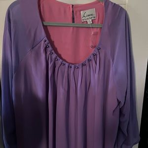 Women’s plus size rouched neck top